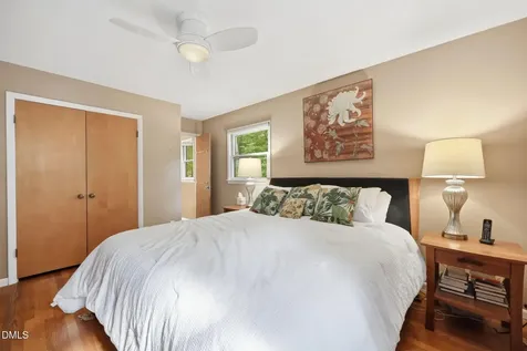 1904 Overland Drive Chapel Hill NC 27517
