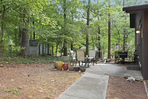 1904 Overland Drive Chapel Hill NC 27517