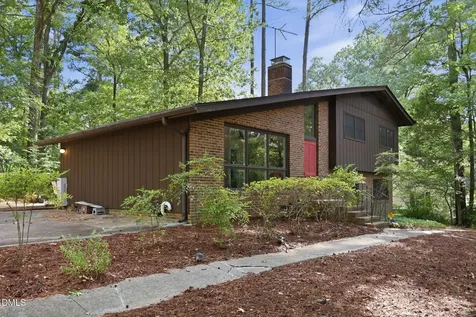 1904 Overland Drive Chapel Hill NC 27517