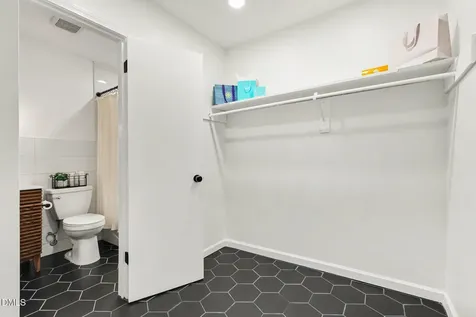 6561 New Market Way Raleigh NC 27615