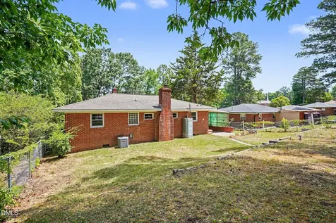 906 Larchwood Drive Durham NC 27713