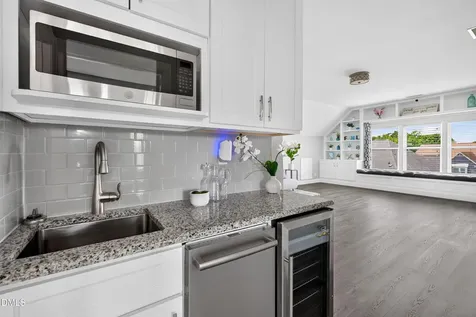 609 Cottsmore Court Cary NC 27519
