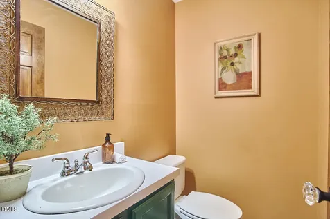 10 Cedar Bluff Court Durham NC 27704
