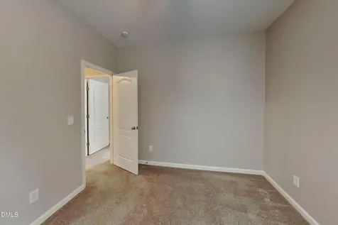 1033 Crystalwater Drive Fuquay Varina NC 27526