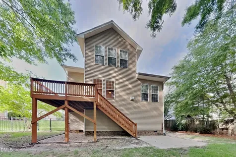 1033 Crystalwater Drive Fuquay Varina NC 27526