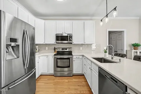 102 Maple Crest Court Apex NC 27502