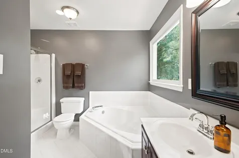 1643 Jamestowne Place Chapel Hill NC 27517