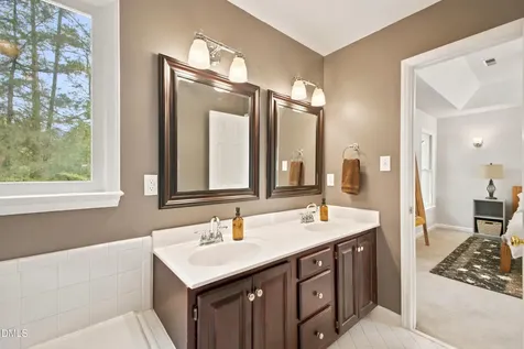 1643 Jamestowne Place Chapel Hill NC 27517