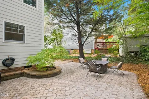 1643 Jamestowne Place Chapel Hill NC 27517