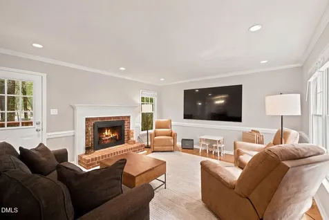 1643 Jamestowne Place Chapel Hill NC 27517