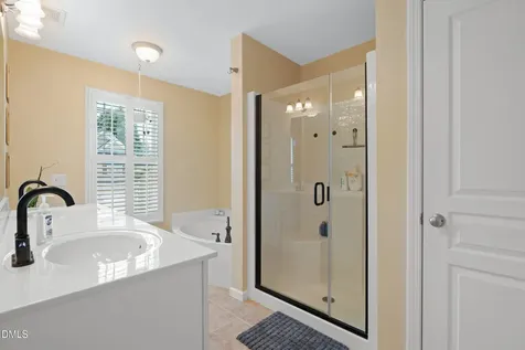 5552 Nur Lane Raleigh NC 27606