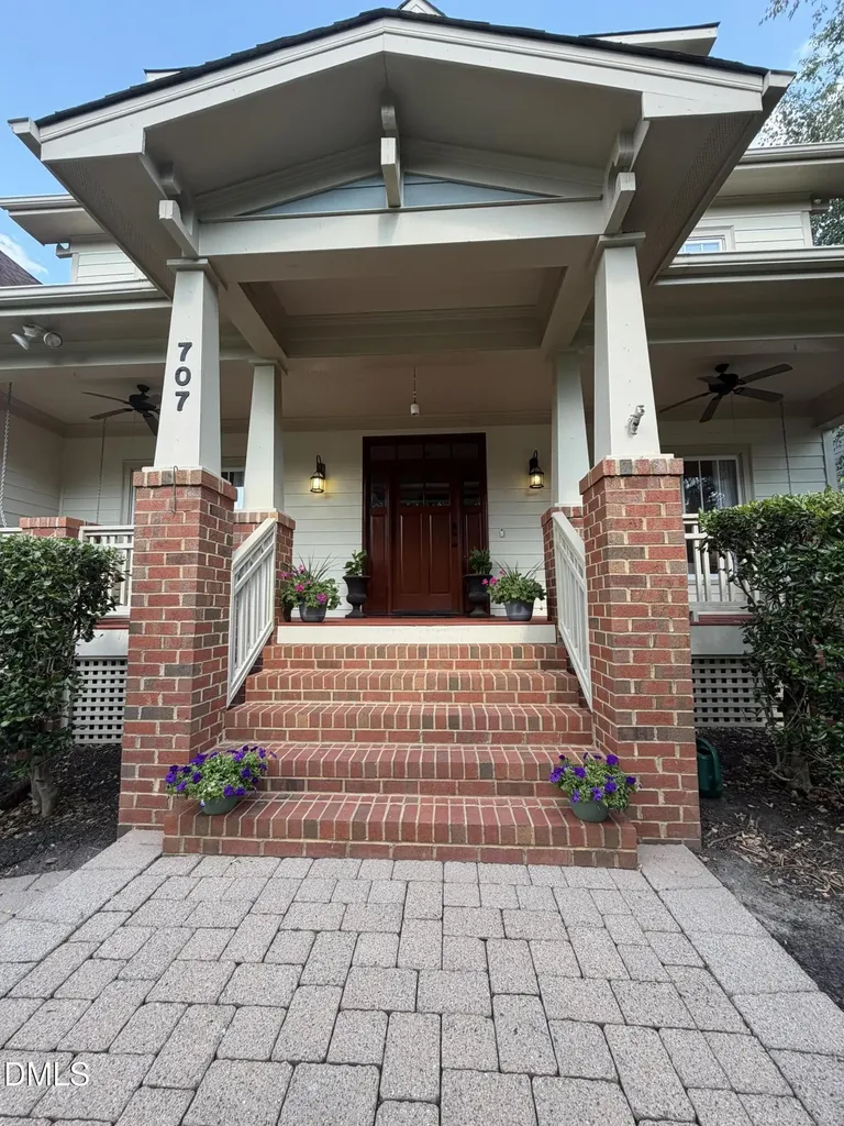 707 Magalloway Drive Cary NC 27519