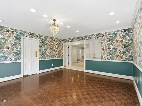 2420 Tyson Street Raleigh NC 27612