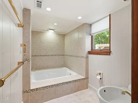 2420 Tyson Street Raleigh NC 27612