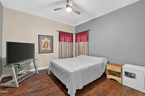 2901 Lauren Oaks Drive Raleigh NC 27616