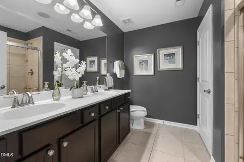 2504 Averon Drive Fuquay Varina NC 27526