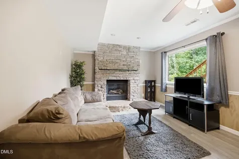 1545 Seabrook Avenue Cary NC 27511