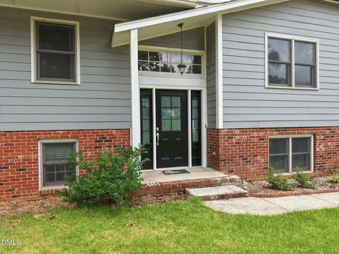 1545 Seabrook Avenue Cary NC 27511