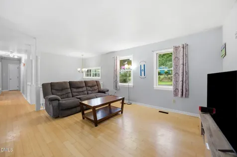 1545 Seabrook Avenue Cary NC 27511
