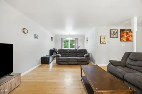 1545 Seabrook Avenue Cary NC 27511