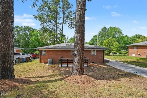 912 Larchwood Drive Durham NC 27713