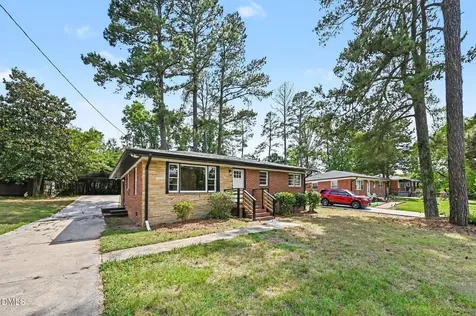 912 Larchwood Drive Durham NC 27713