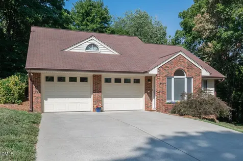 612 Wildwood Lane Graham NC 27253