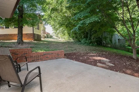 612 Wildwood Lane Graham NC 27253