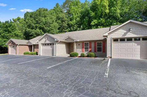 402 Pinefield Place Thomasville NC 27360