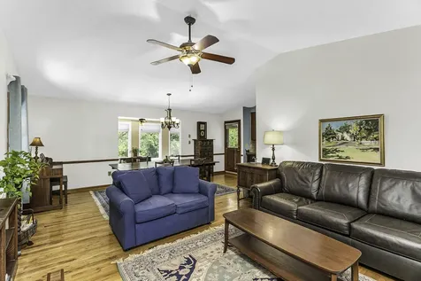 1112 Meadowbrook Trail Hillsborough NC 27278