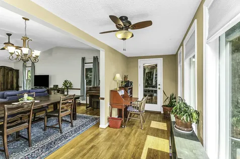 1112 Meadowbrook Trail Hillsborough NC 27278