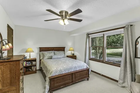 1112 Meadowbrook Trail Hillsborough NC 27278
