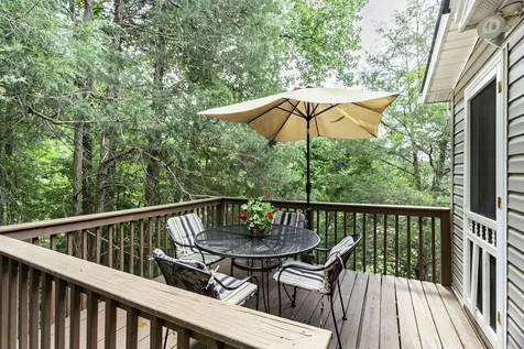 1112 Meadowbrook Trail Hillsborough NC 27278