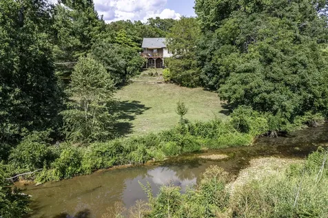 1112 Meadowbrook Trail Hillsborough NC 27278