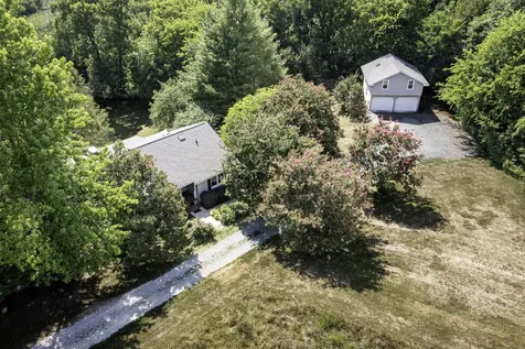1112 Meadowbrook Trail Hillsborough NC 27278