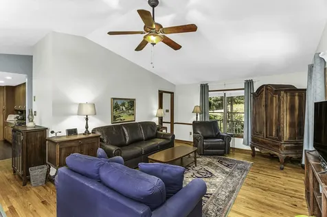 1112 Meadowbrook Trail Hillsborough NC 27278