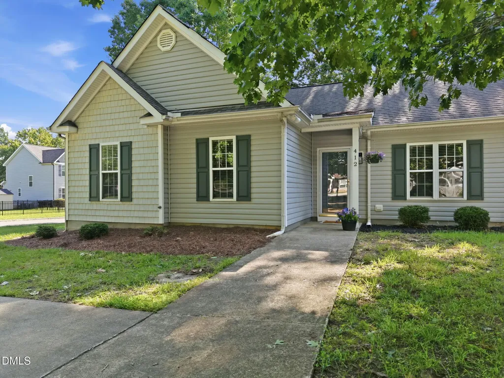 412 N College Street Youngsville NC 27596