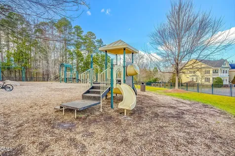 2501 Belden Place Raleigh NC 27614
