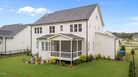 932 Lily Claire Lane Fuquay Varina NC 27526