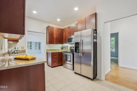 1 Ellsworth Court Chapel Hill NC 27517
