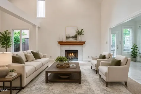 1 Ellsworth Court Chapel Hill NC 27517