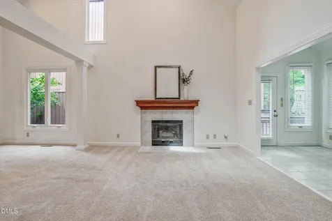 1 Ellsworth Court Chapel Hill NC 27517