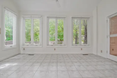 1 Ellsworth Court Chapel Hill NC 27517