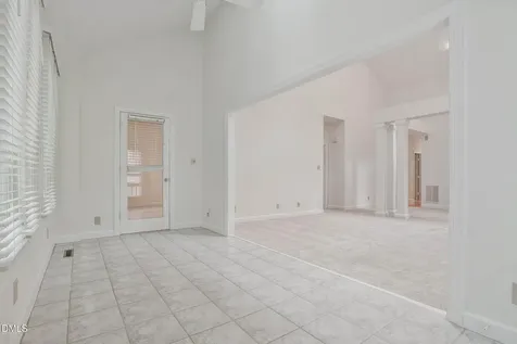 1 Ellsworth Court Chapel Hill NC 27517