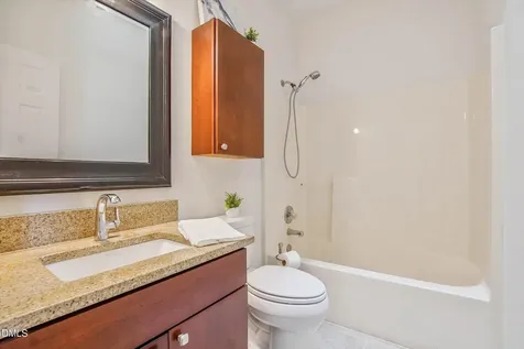 1 Ellsworth Court Chapel Hill NC 27517