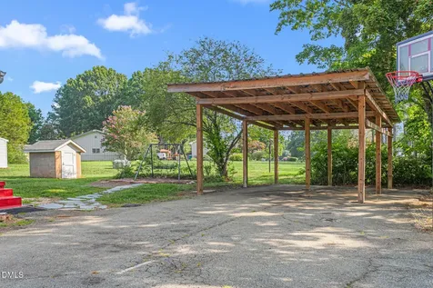 264 Dixon Road Graham NC 27253