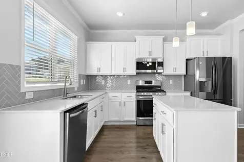 185 Stornoway Lane Clayton NC 27527
