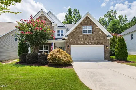 6220 Amber Bluffs Crescent Raleigh NC 27616