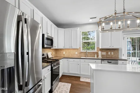 6220 Amber Bluffs Crescent Raleigh NC 27616