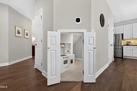 6220 Amber Bluffs Crescent Raleigh NC 27616